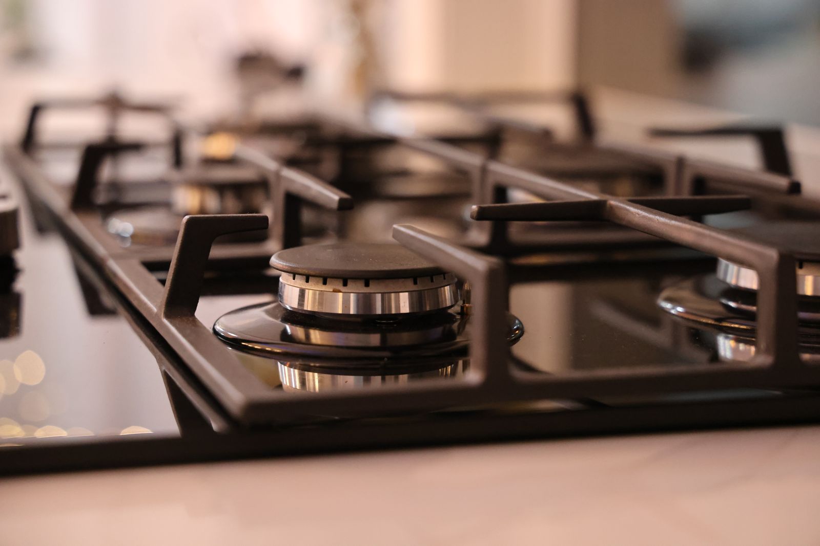 DCS drop-in gas cooktop — professional cooktop repair